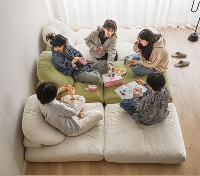 Berbaring Convertible Bagian Sofa Tempat Tidur Sofa Tatami Dengan Kain Samet 12