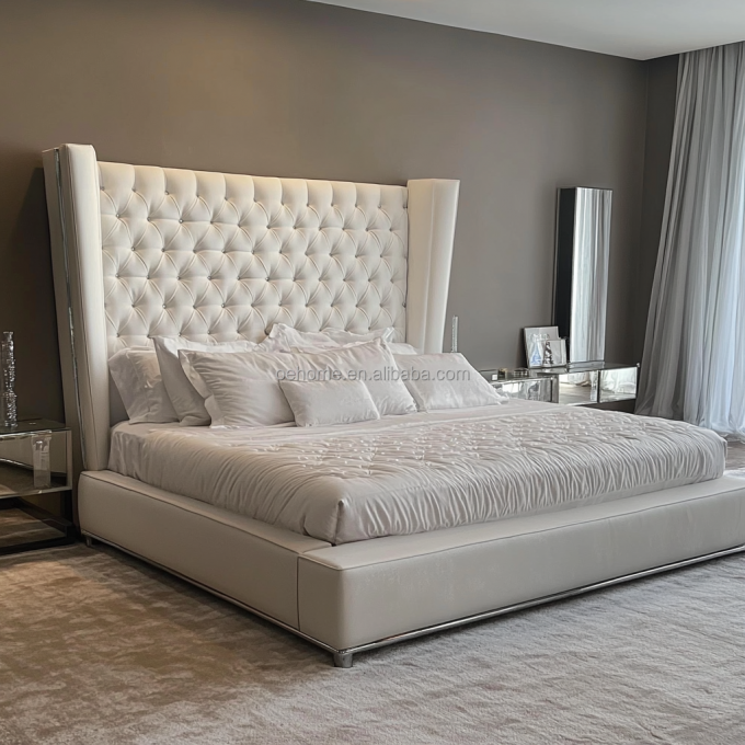 Set Tempat Tidur Ganda Ukuran Queen / King Kayu Abu-abu Dengan Kancing Cermin Terinspirasi Desain Presiden Dan Modern 4