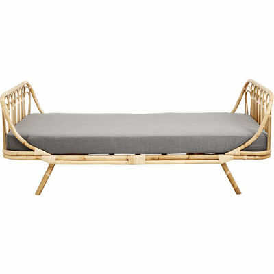 Rattan Cane Double Bed Frame Furnitur Kamar Tidur Untuk Hotel Restoran Dan Perjamuan
